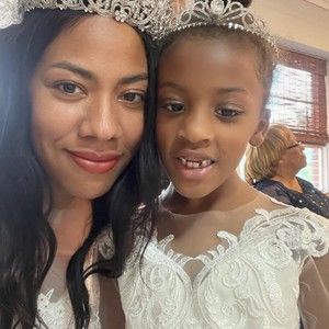 Meet your Posher, Candice